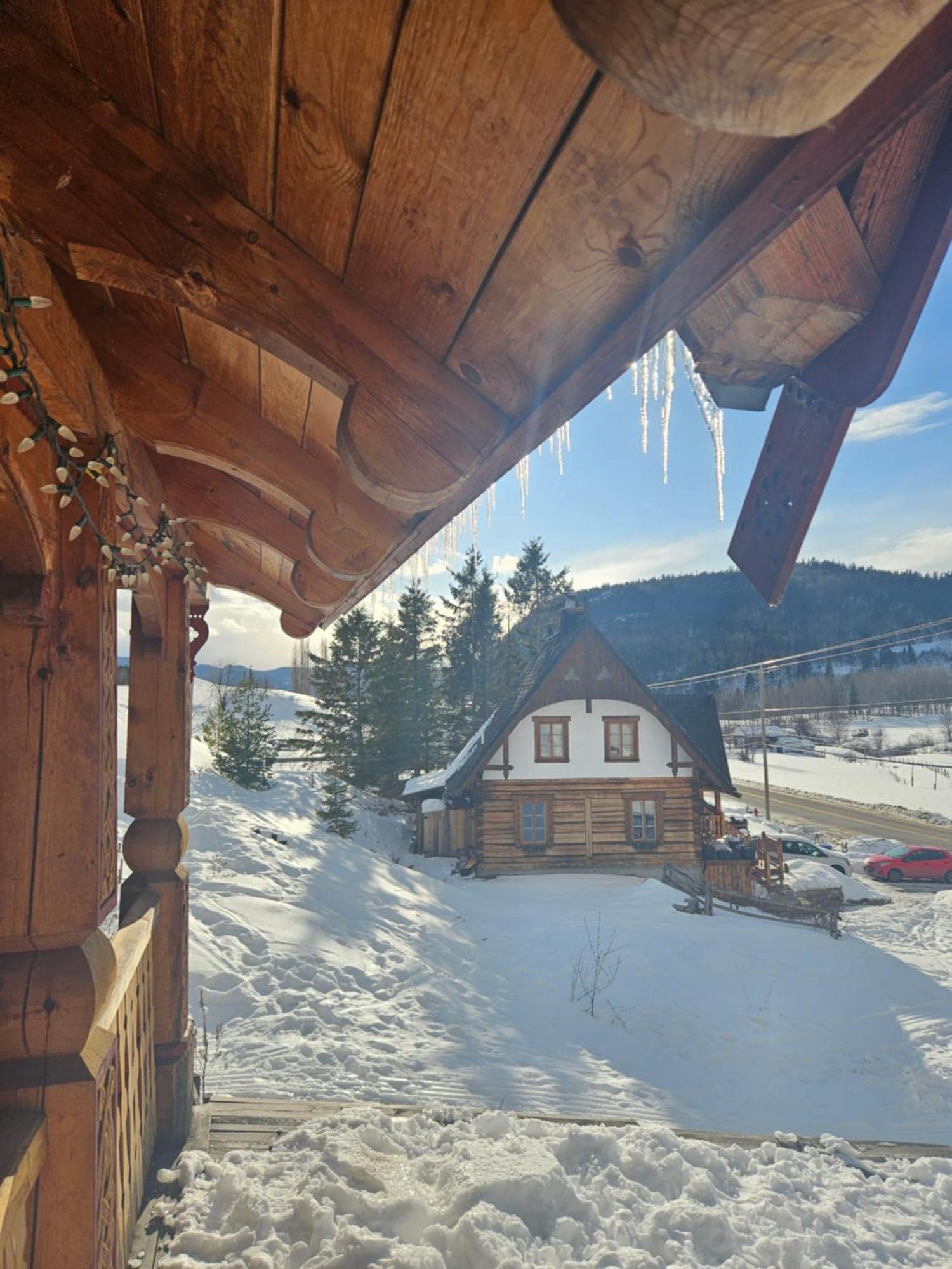 Le Repaire Viking Bed and Breakfast Sainte-Rose-du-Nord Exteriör bild