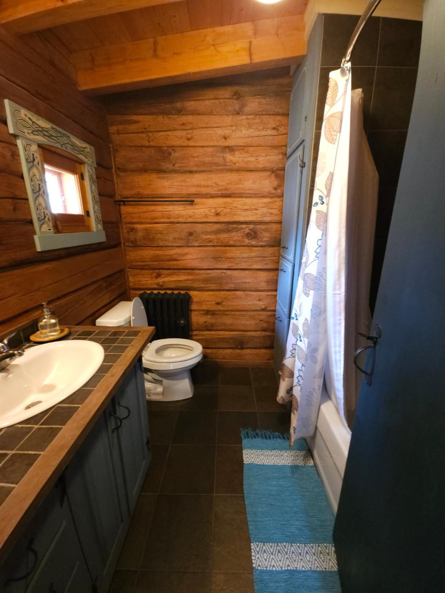 Le Repaire Viking Bed and Breakfast Sainte-Rose-du-Nord Exteriör bild