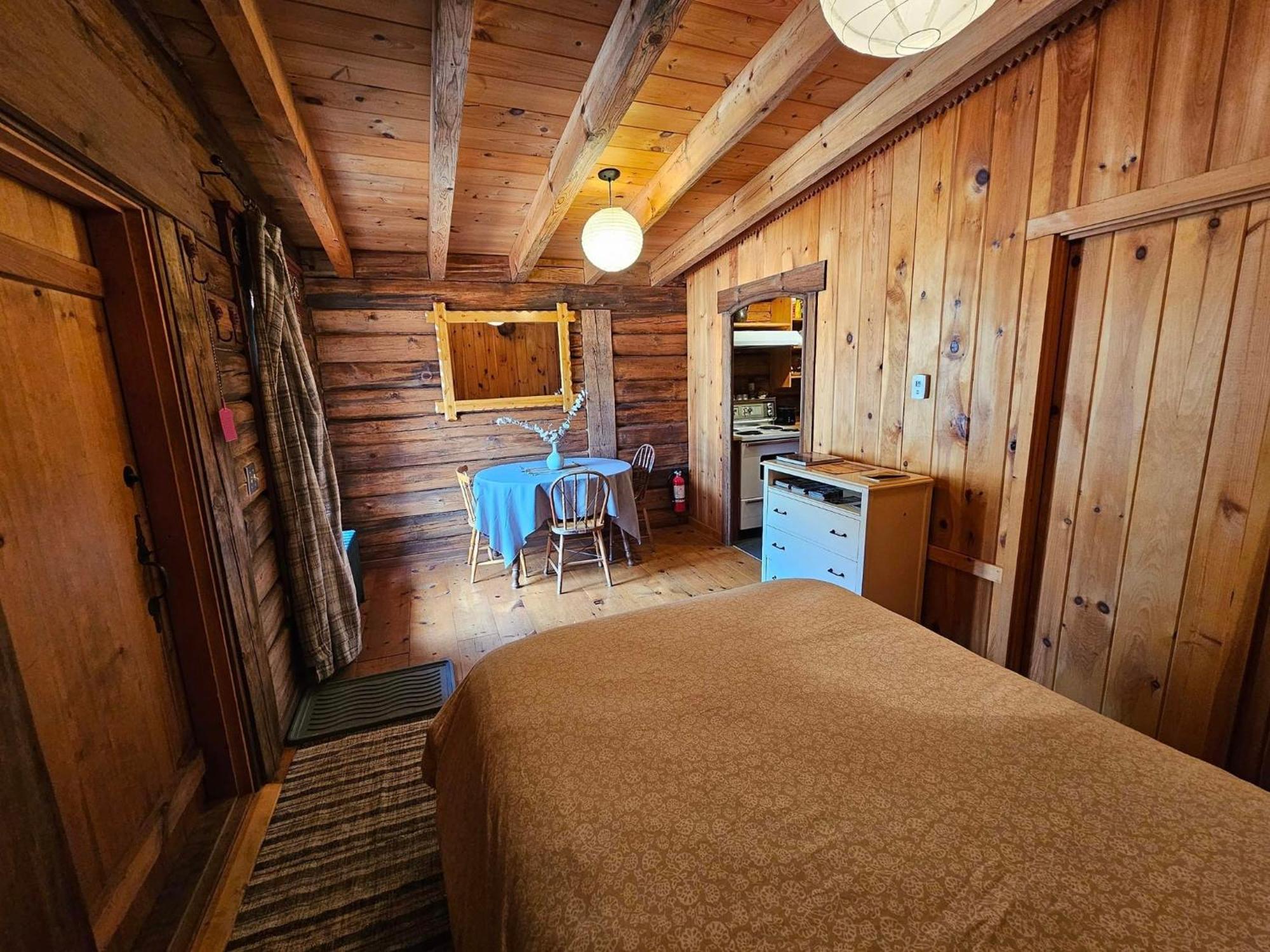 Le Repaire Viking Bed and Breakfast Sainte-Rose-du-Nord Exteriör bild